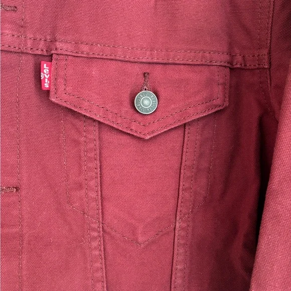 Levi’s Denim Jacket - Picture 4 of 7